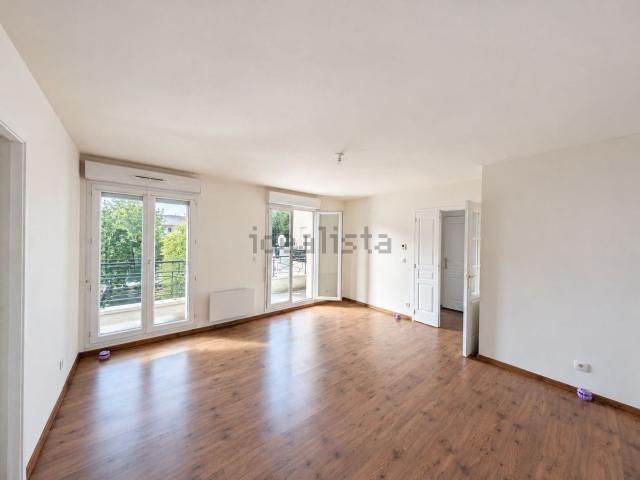 Appartement, Cerny