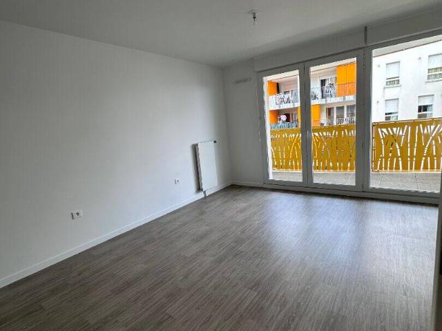 APPARTEMENT CHOISY LE ROI 4 pièce s 75.96m² BALCON