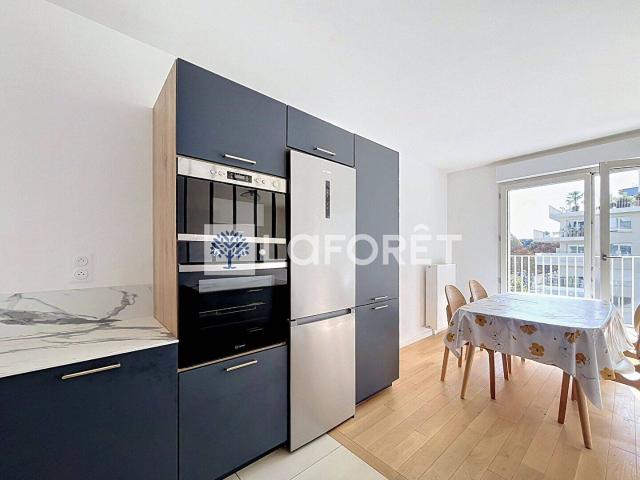 Appartement Chatenay Malabry 3 pièces MEUBLÉ de 69 m2