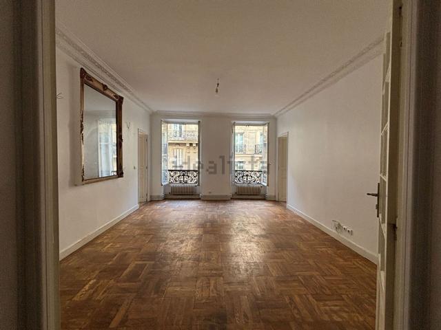 Appartement, Chateau d&apos Eau Lancry, Paris