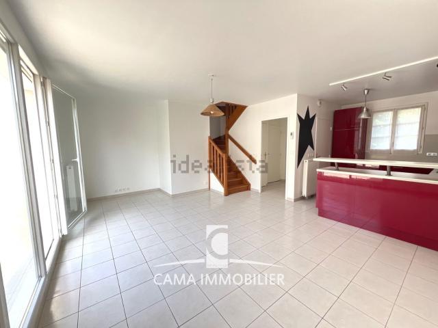 Appartement, Châteaufort