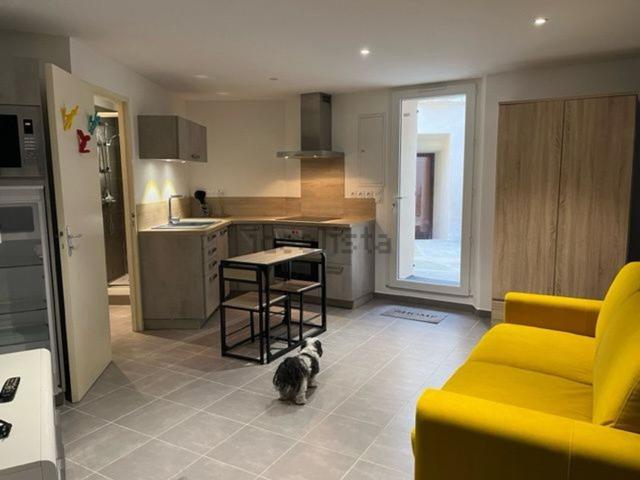 Appartement, Châteauneuf de Gadagne