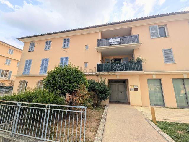 Appartement, Châteauneuf le Rouge