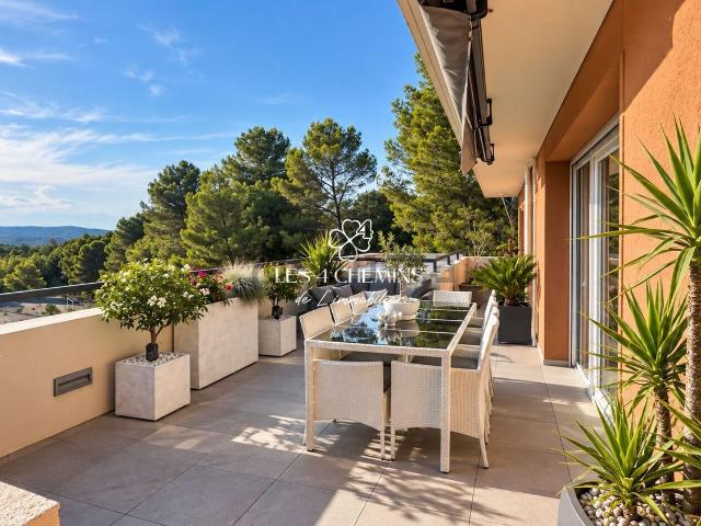 Appartement, Châteauneuf le Rouge