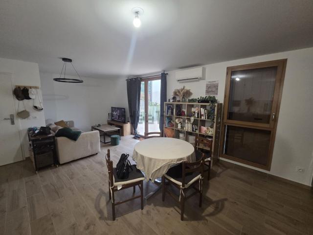 Appartement, Châteauneuf le Rouge