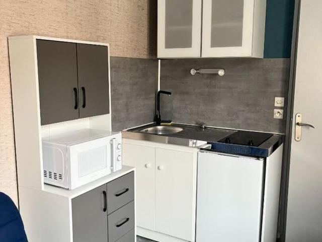 Appartement Chaumont 1 pièce s 16.75 m2