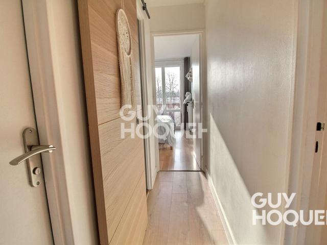 Appartement Chaville 3 pièces ensoleillé avec cave et parking
