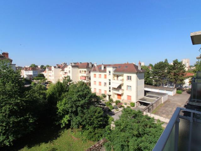 Appartement Chalon sur Sa?e 3 pi?es 84 m2