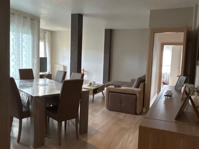 Appartement Chalon Sur Saône 5 pièce s 82 m² entièrement ré. 82m² Chalon sur Saône