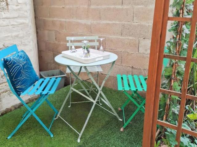 Appartement T1 Chalons En Champagne 1 pièce s 23.9 m2 Garage