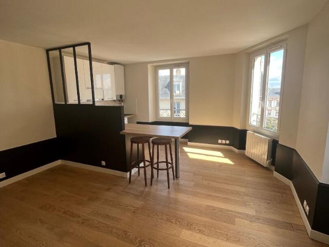 Appartement CHAMBOURCY 1 pièce s 31.85m2