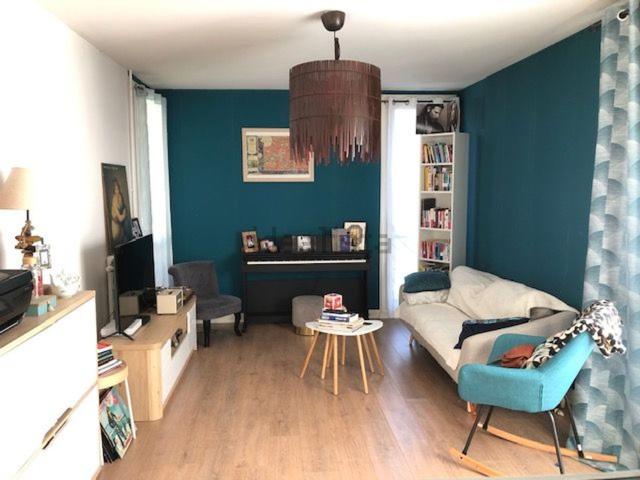 Appartement, Chantilly