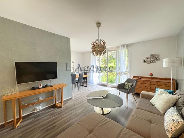 Appartement, Chantilly