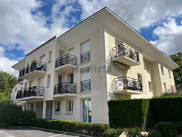 Appartement, Chantilly