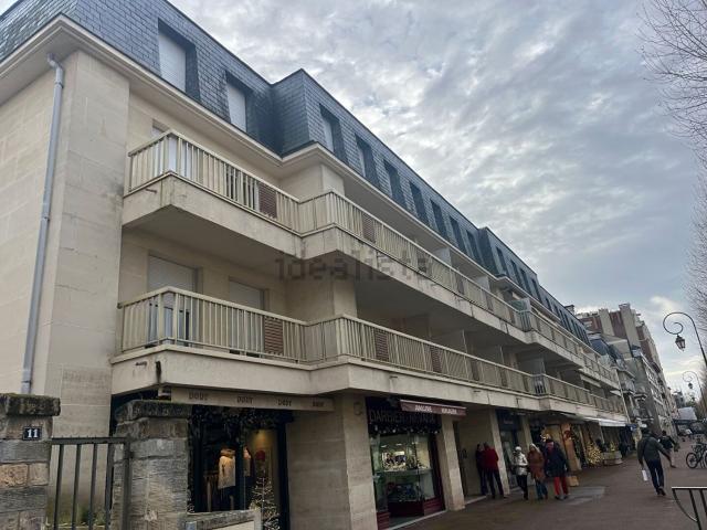 Appartement, Chantilly