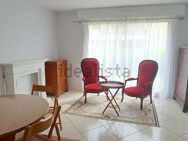 Appartement, Chantilly