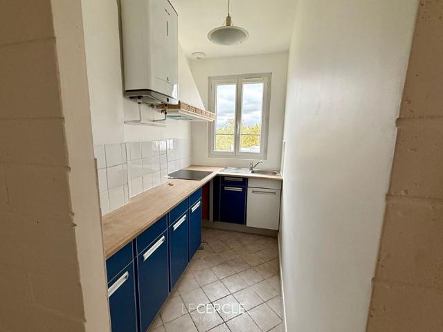 Appartement Chantilly en face gare T2 30 m2
