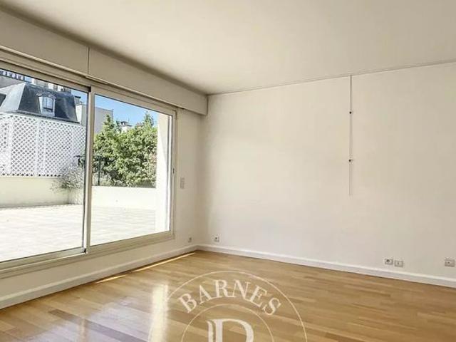 Appartement • Charles Laffitte
