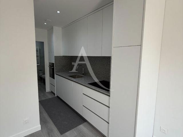 Appartement Chevry Cossigny 2 pièce s 30.43 m2