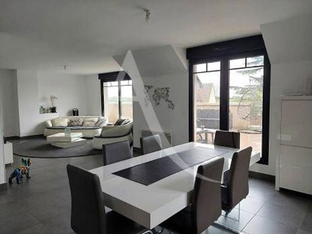 Appartement Chevry Cossigny 5 pièce s 119 m2
