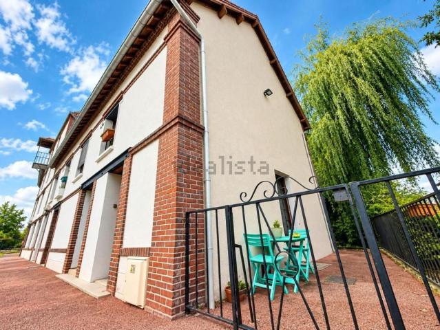 Appartement, Cherisy