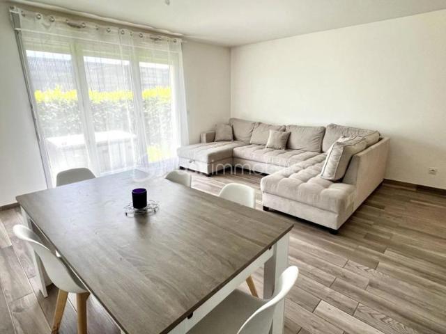 Appartement contemporain avec jardin au cœur de Crécy la Chapelle