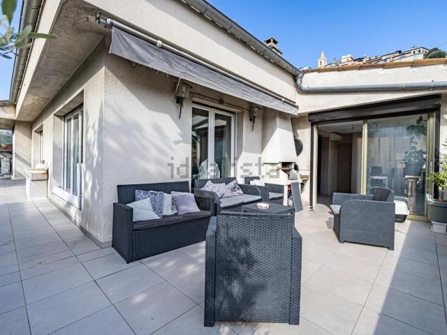 Appartement, Contes