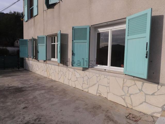 Appartement, Contes