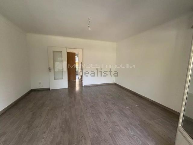 Appartement, Contes