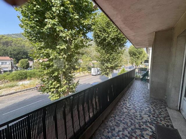 Appartement, Contes
