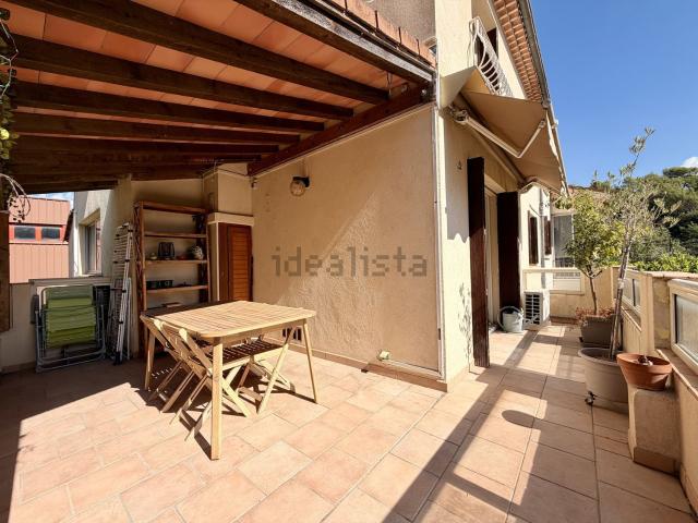 Appartement, Contes