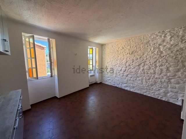 Appartement, Contes