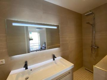 APPARTEMENT CONFORTABLE IDEALEMENT SITUE A CRAPONNE