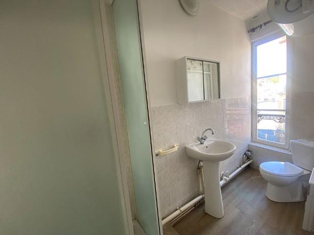 Appartement Corbeil Essonnes 1 pièce s 23.61 m2