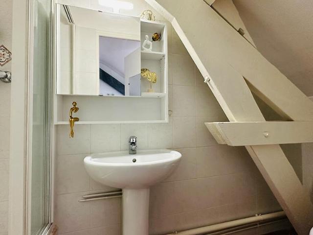 Appartement Corbeil Essonnes 1 pièce s 21.68 m2