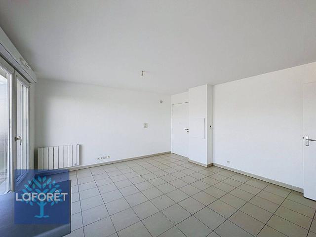 Appartement Corbeil Essonnes 2 pièces 43.25 m2
