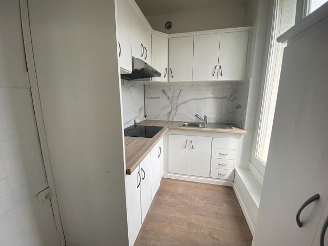 Appartement Corbeil Essonnes 3 pièce s 47.35 m2