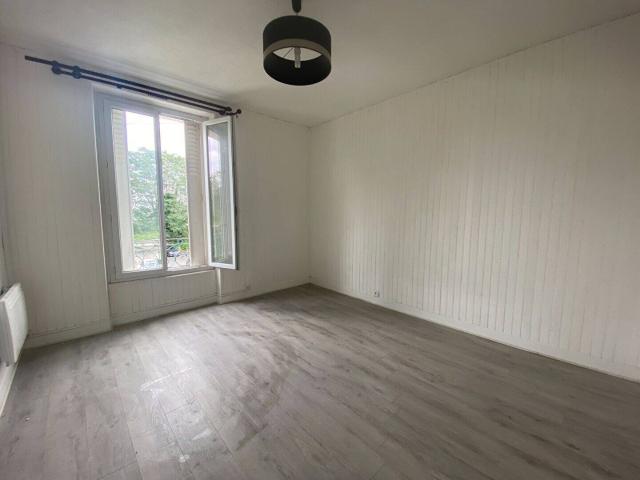 Appartement Corbeil Essonnes 3 pièce s 47.35 m2