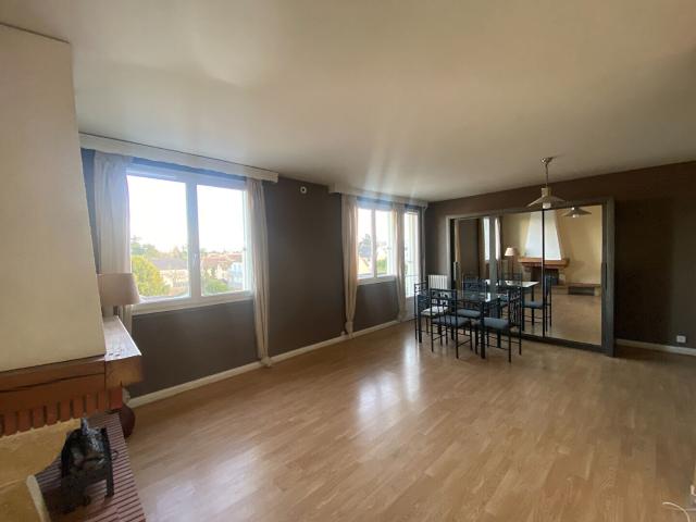 Appartement Corbeil Essonnes 4 pièce s 68.11 m2