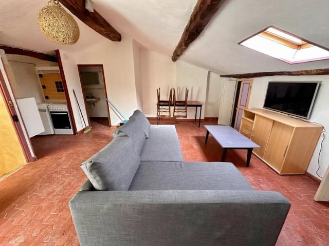 Appartement cosy à louer à Salernes