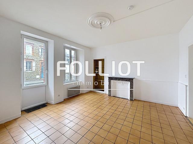 Appartement Coutances 1 pièce s 30 m2