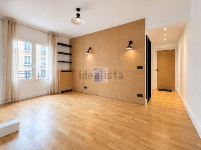 Appartement, Courbevoie