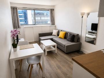 Appartement Courbevoie 1 pièce s 23 m2