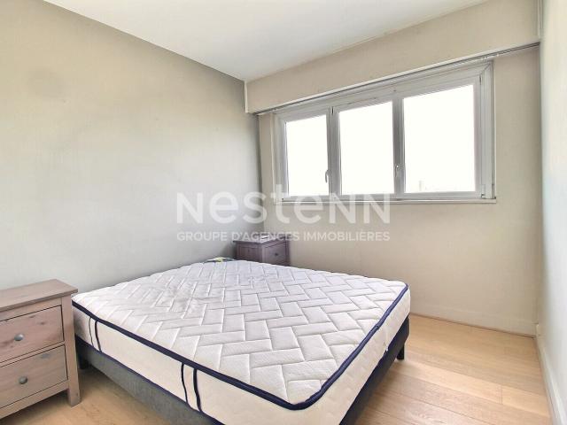 Appartement Courbevoie 2 pièces 41.08 m2 + Parking
