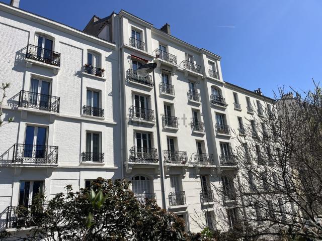Appartement, Courbevoie