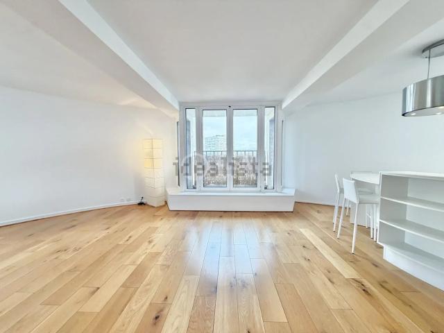 Appartement, Courbevoie