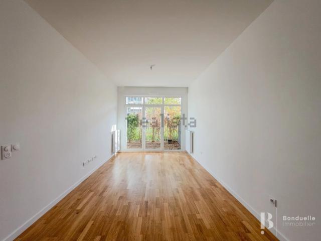 Appartement, Courbevoie