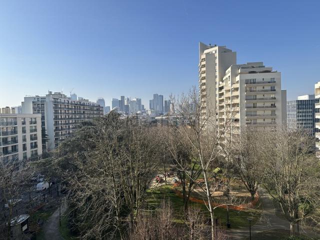 Appartement, Courbevoie