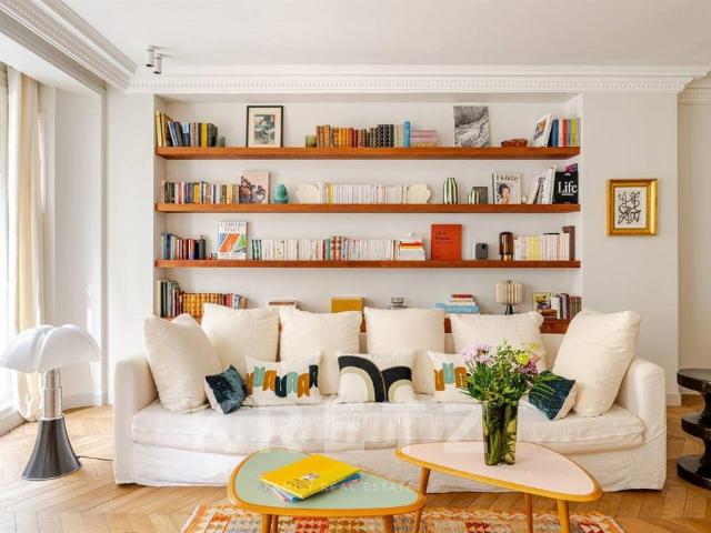 Appartement clef en main sur l'Ile Saint Louis 80m² Paris 4ème