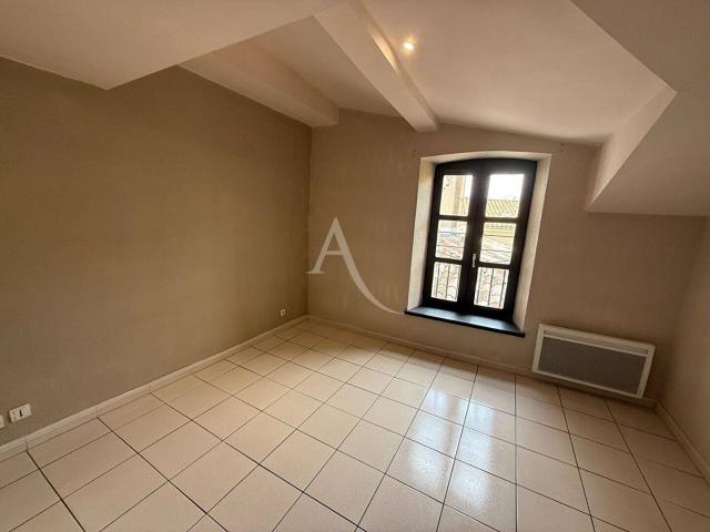APPARTEMENT CLIMATISE AVEC STATIONNEMENT A CARCASSONNE
